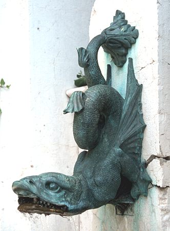 Brunnendrache, Genf - © J. Georg Friebe