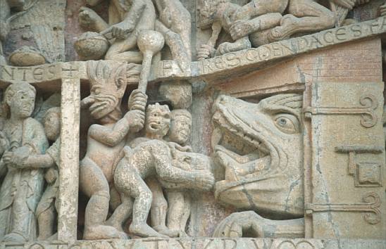 Das Tor zur Hlle, Conques; © J. Georg Friebe