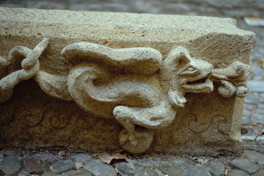 Drache - Avignon / Frankreich; © J. Georg Friebe 2003