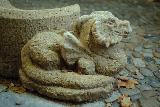 Drache - Avignon / Frankreich; © J. Georg Friebe 2003
